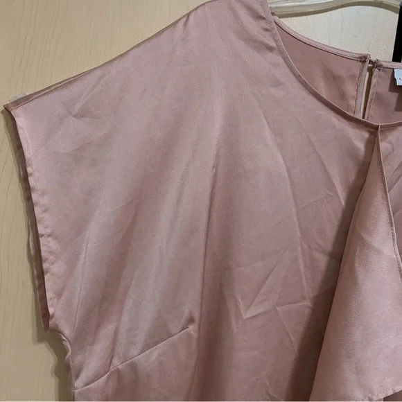 NEW Liz Claiborne Women's Short Sleeve Back Keyhole Satin Blouse Pink Plus 2X - Picture 5 of 15